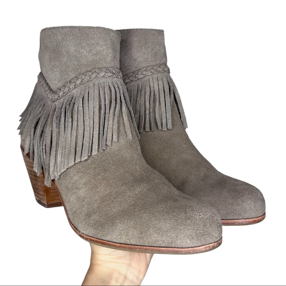 GIANNI BINI 'Fay' Fringe Suede Ankle Boots. Size 8.5